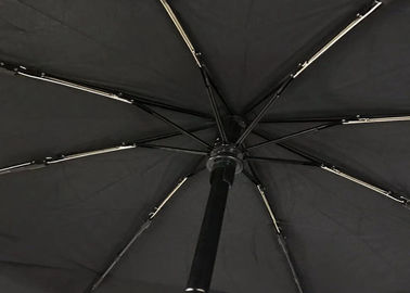風の吹く天気のための黒く強い折り畳み式旅行傘の二重層