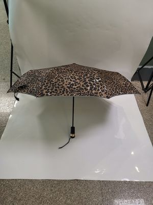 導かれたトーチの折りたたみの傘の自動導かれた懐中電燈のハンドルの傘