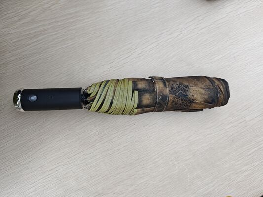 LED照明の自動開/閉 安全傘 夜間可視性のための反射帯