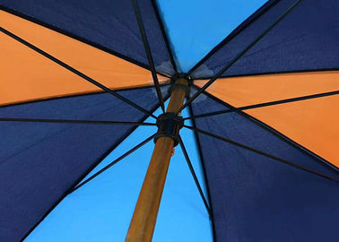 カスタマイズされた木のホックのハンドルの傘、長い棒の傘の木の曲げられたハンドル