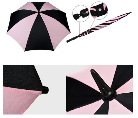 手動開いた防風の繭紬のまっすぐなハンドルの傘の女性は設計する