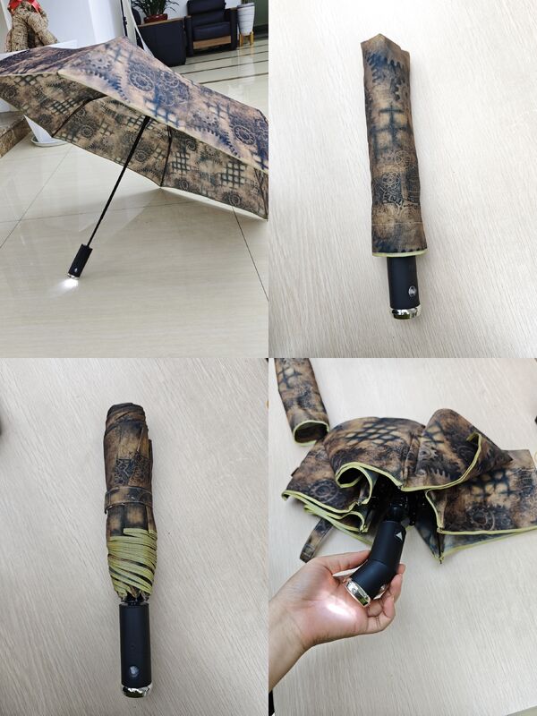 LED照明の自動開/閉 安全傘 夜間可視性のための反射帯